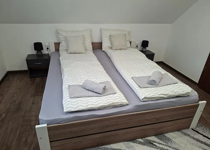 Kakukkfeszek * Kiskunmajsa
